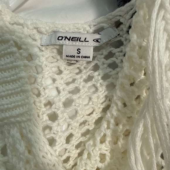 Crochet swim cover up! Like new- O’Neill small - Picture 3 of 3